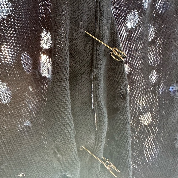 Lf store. “First of a kind”. Vintage safety pin cardigan. - Picture 3 of 5